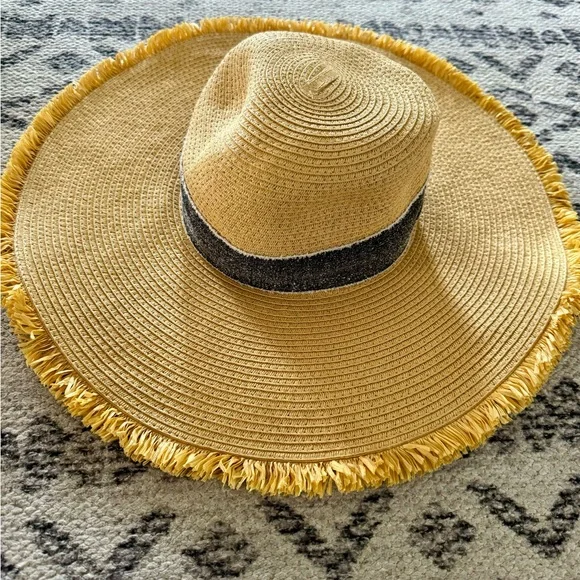C.C. Exclusives Frayed edge wide brim straw hat with ribbon sun beach HOST PICK! - Picture 1 of 3